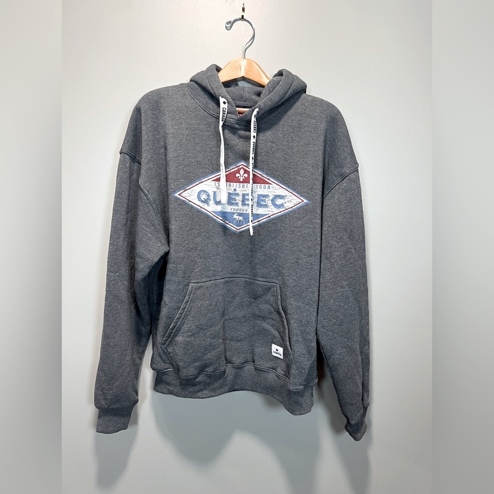 Quebec Canada Gray Hoodie with Quebec Print
Teepee Brand
Size Large